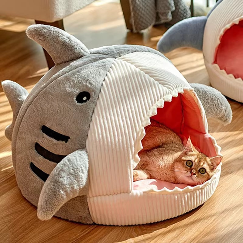 Cozy Cartoon Shark Cat Bed - Perfect Nest for Your Sweet Kittens!