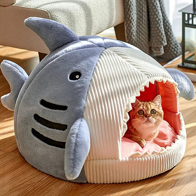 Cozy Cartoon Shark Cat Bed - Perfect Nest for Your Sweet Kittens!