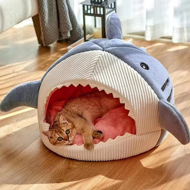 Cozy Cartoon Shark Cat Bed - Perfect Nest for Your Sweet Kittens!